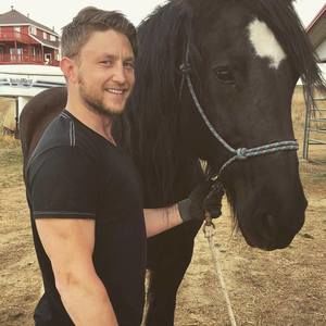 Meet your Posher, Brad